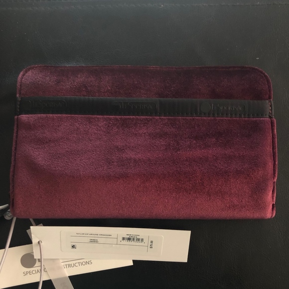 LeSportsac Taylor Zip Around Wallet - Picture 2 of 4